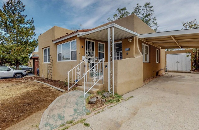 Beautiful Nob Hill Home