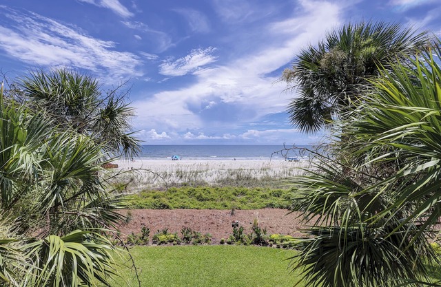 Impresionante frente al mar Turtle Lane Villa en Sea Pines w / Multiple Pools