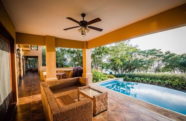HERMOSA CASA CON VISTA AL MAR IDEAL PARA NAVEGAR, DIVERTIRSE EN FAMILIA O ROMANTICARSE
