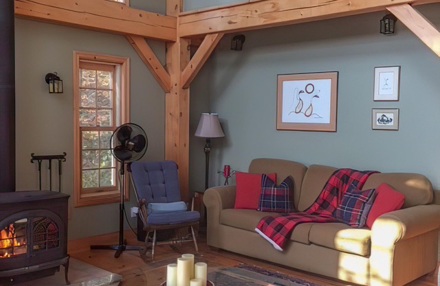 Beautiful open concept Lake Joseph cottage with amazing southern view
