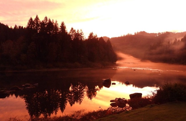 Beautiful Oregon Coast Riverfront Home with Private River Access