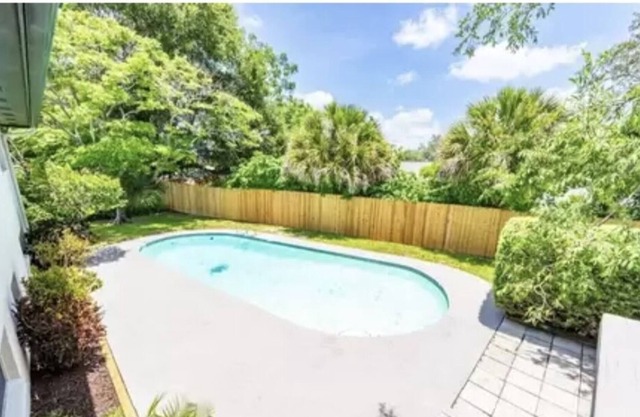 Beautiful Orlando Villa 5/3 with private pool-close to attractions!