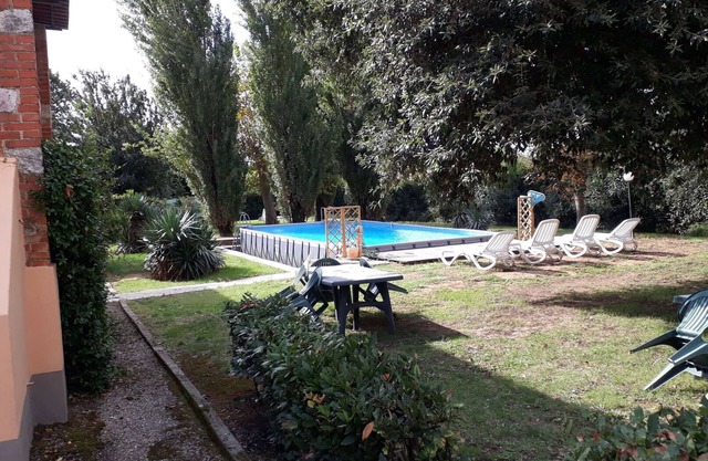 Casa de vacaciones privada con piscina privada, WIFI, TV, veranda, aparcamiento, cerca de Lucca
