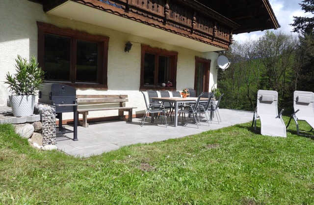 Maravillosa casa de vacaciones privada con WIFI, TV, terraza, vista panorámica, aparcamiento