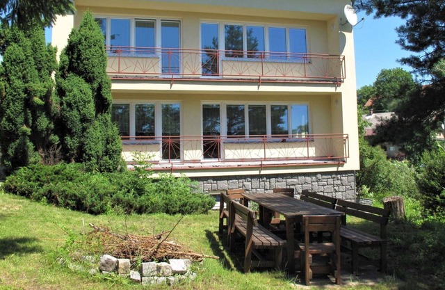 Casa de vacaciones privada con WIFI, jacuzzi, TV, balcón, mascotas permitida, aparcamiento