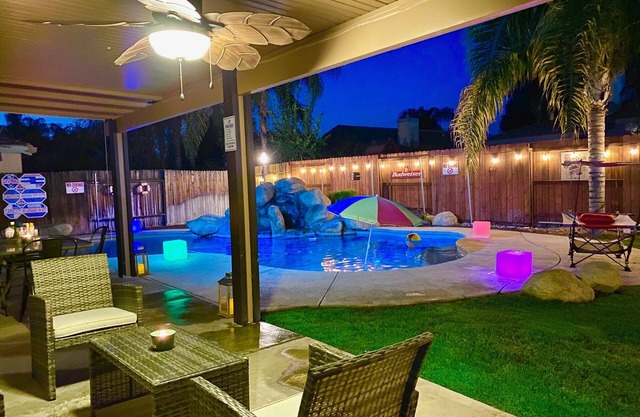 Beautiful Private Getaway With A Pool 3bdr 2ba