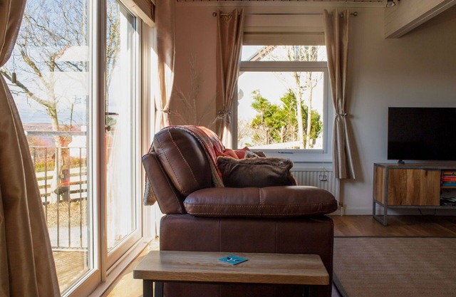 Casa de vacaciones privada con WIFI, TV, patio, mascotas permitida, vista panorámica, aparcamiento