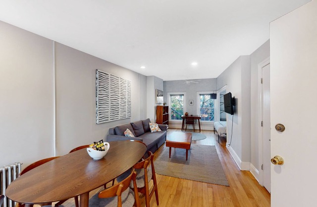 Beautiful Private Home in Downtown Jersey City
