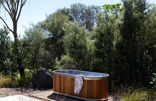 Beautiful private home set in native bush