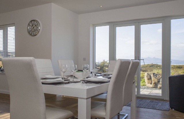 Casa de vacaciones privada con WIFI, TV, mascotas permitida, vista panorámica, aparcamiento