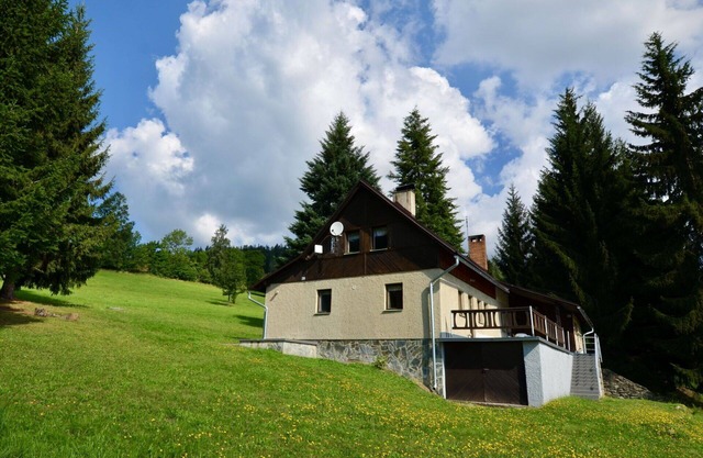 Maravillosa casa de vacaciones privada con WIFI, TV, terraza, vista panorámica, aparcamiento