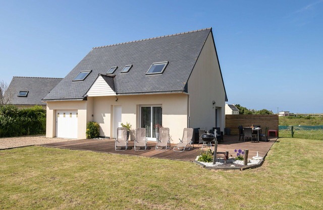 Estupenda casa de vacaciones privada para 6 personas con WIFI, TV, terraza y aparcamiento