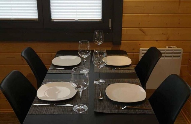Maravillosa casa de vacaciones privada para 4 personas con TV, terraza y aparcamiento