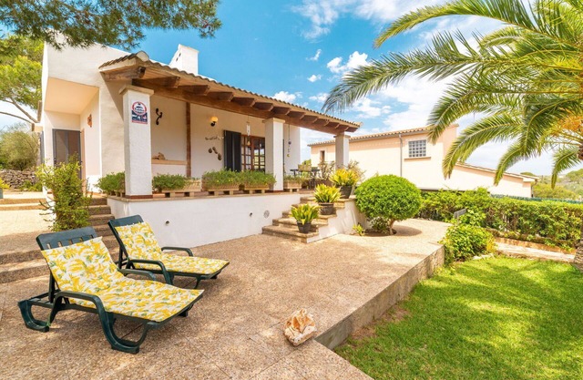 Preciosa casa de vacaciones privada para 5 personas con A/C, TV, terraza y aparcamiento