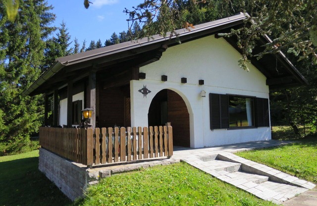 Maravillosa casa de vacaciones privada para 5 personas con TV, mascotas permitida y aparcamiento