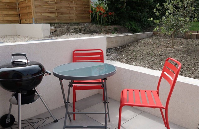 Maravillosa casa de vacaciones privada con WIFI, TV, terraza, mascotas permitida y aparcamiento