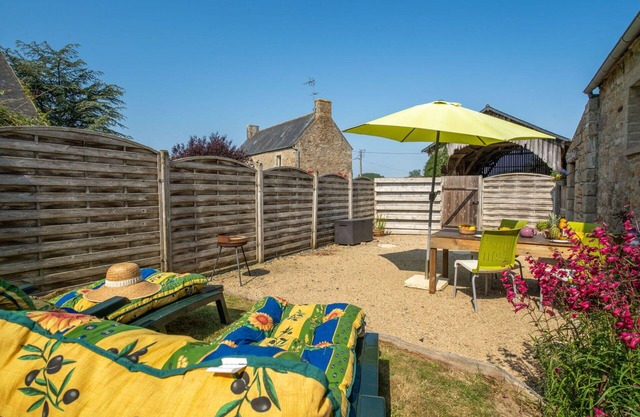 Estupenda casa de vacaciones privada con WIFI, TV, patio, mascotas permitida y aparcamiento