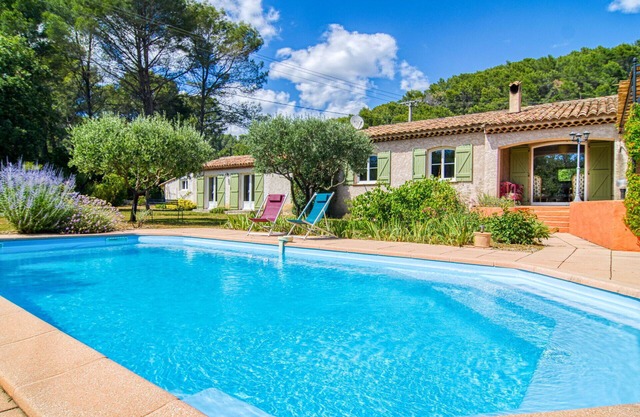 Estupenda casa de vacaciones privada con piscina privada, WIFI, TV, terraza y aparcamiento