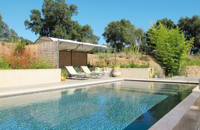 Estupenda casa de vacaciones privada con piscina privada, A/C, WIFI, TV, terraza y aparcamiento