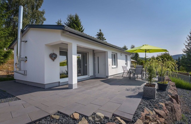 Preciosa casa de vacaciones privada con WIFI, TV, terraza, mascotas permitida y aparcamiento