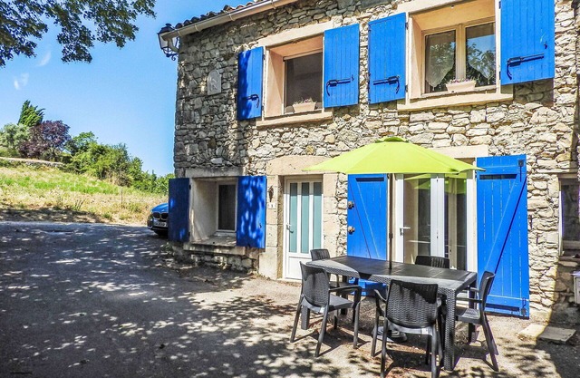 Maravillosa casa de vacaciones privada con WIFI, TV, terraza, mascotas permitida y aparcamiento
