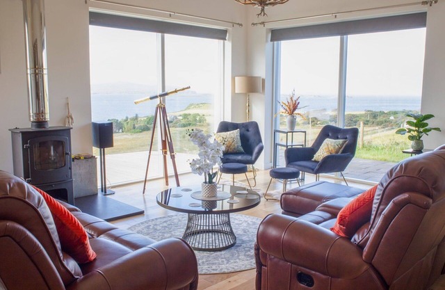 Estupenda casa de vacaciones privada con WIFI, TV, terraza, mascotas permitida y aparcamiento