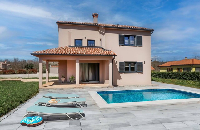 Maravillosa casa de vacaciones privada con A/C, WIFI, piscina privada, TV, terraza y aparcamiento