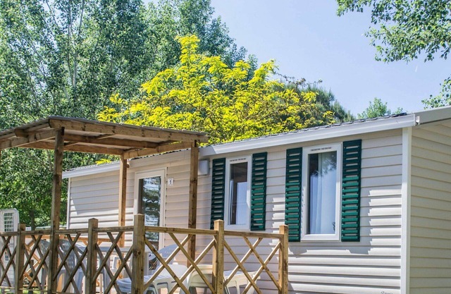 Casa de vacaciones privada con piscina, A/C, WIFI, terraza, mascotas permitida, aparcamiento