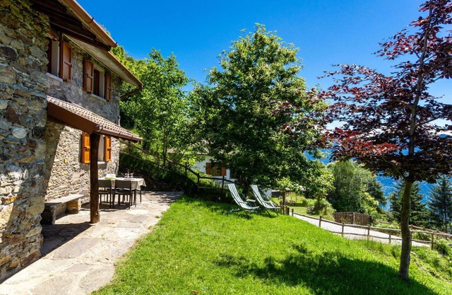Estupenda casa de vacaciones privada con WIFI, terraza, mascotas permitida y aparcamiento