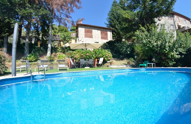 Estupenda casa de vacaciones privada con WIFI, A/C, jacuzzi, piscina privada, TV, terraza
