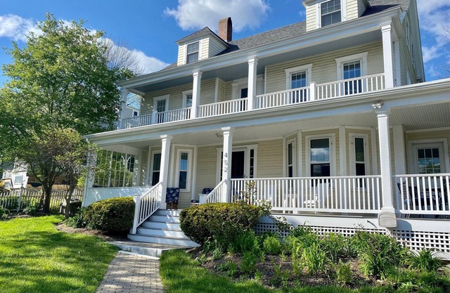 Beautiful property in York - Newly remodeled!!