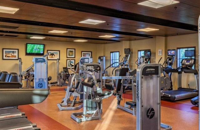 Beautiful property with lazy River. Close to Disney parks. Beautiful grounds
