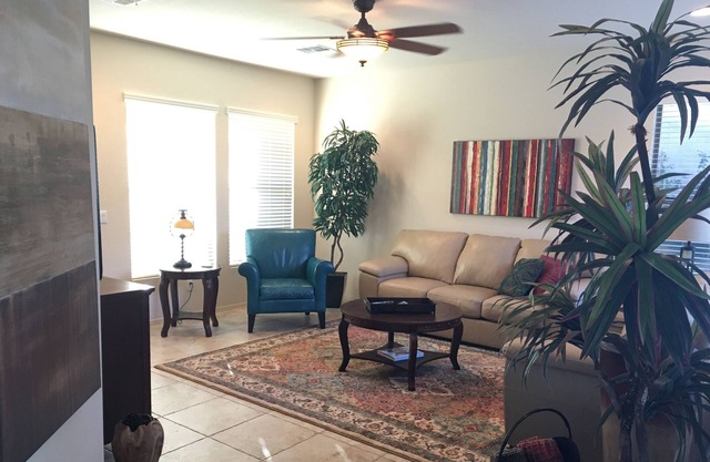Hermoso Bungalow - Su casa lejos de casa!