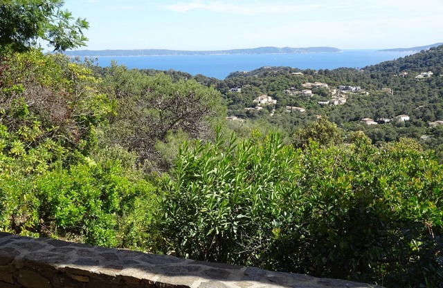 preciosas vistas al mar - islas de Hyères - playas privadas - cerca de Lavandou