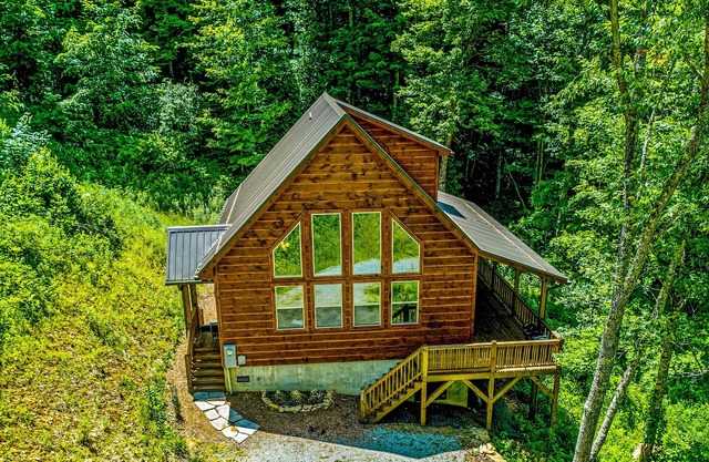 Beautiful Secluded Cabin near Boone