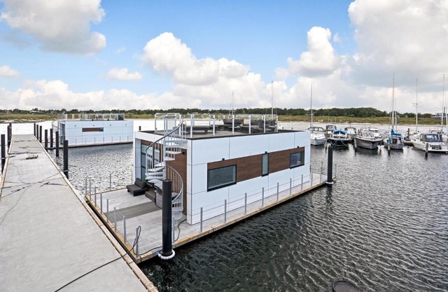 Beautiful Ship In Grenaa With Wifi