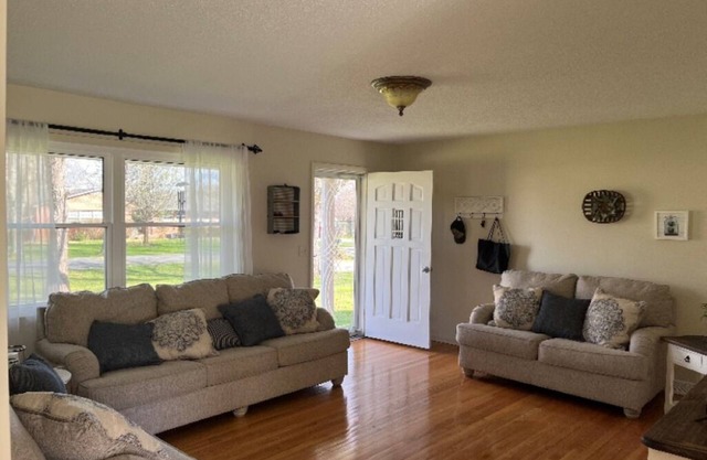 Beautiful Single Family 3 bedroom Home