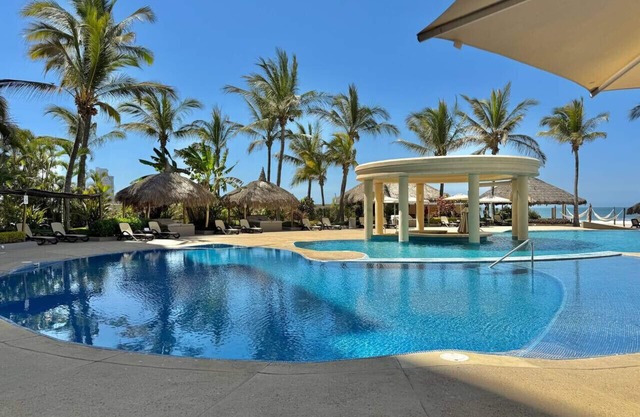 Hermoso espacio a pie de playa y alberca By Gps