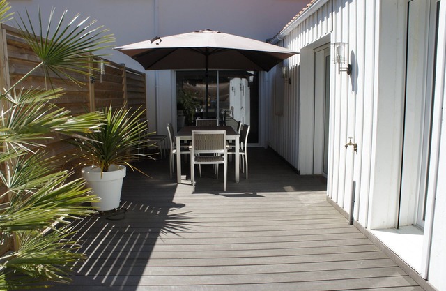 Hermoso apartamento espacioso con jardín, a ras del suelo, nueva condición, cerca de Bassin