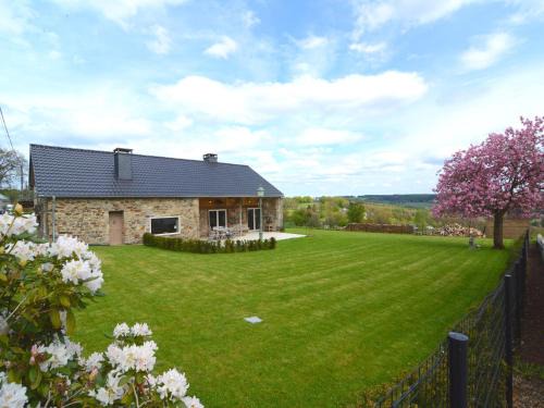 Beautiful stone cottage with panoramic views