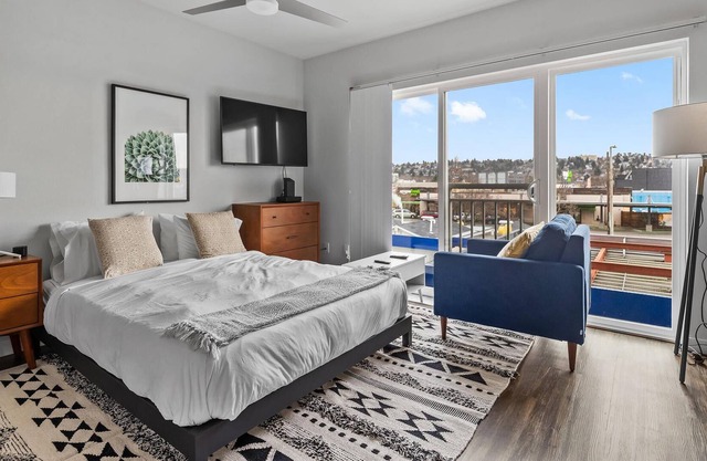 Beautiful Studio Apartment in Seattle