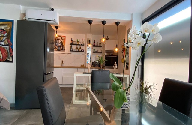 Beautiful studio near downtown