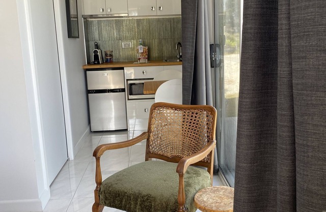 Beautiful studio with ocean views.