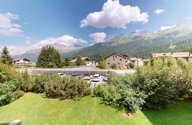 Beautiful, stylishly furnished 2-room flat on the 1st floor, in a quiet and cent