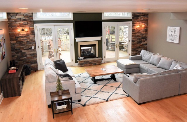 Beautiful townhome 5 minutes from downtown Ellicottville, NY!