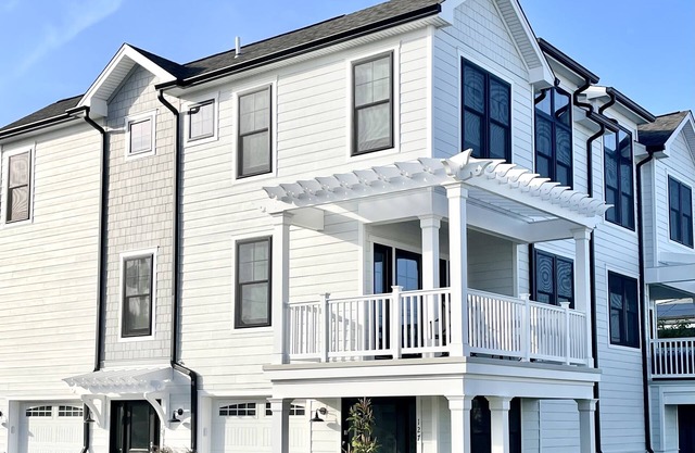 Beautiful townhome in Wildwood Crest, walking distance to beach