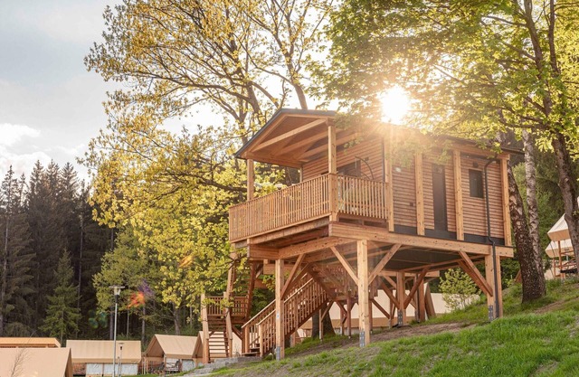 Preciosa casa en un árbol en el valle de Gailtal