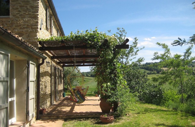 Hermosa casa de campo de las Marcas con vistas espectaculares entre Urbino y la costa