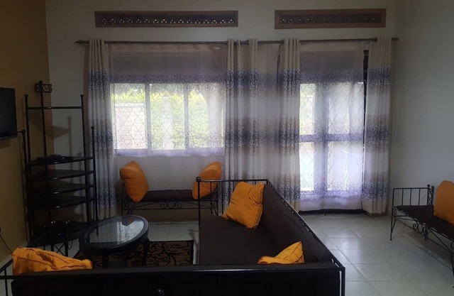 Hermosa casa de dos dormitorios en kyengera