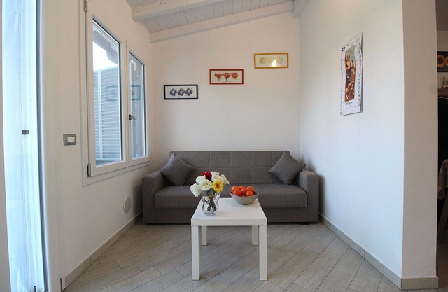 Maravillosa casa de vacaciones con WIFI, A/C, TV, terraza, mascotas permitida y aparcamiento